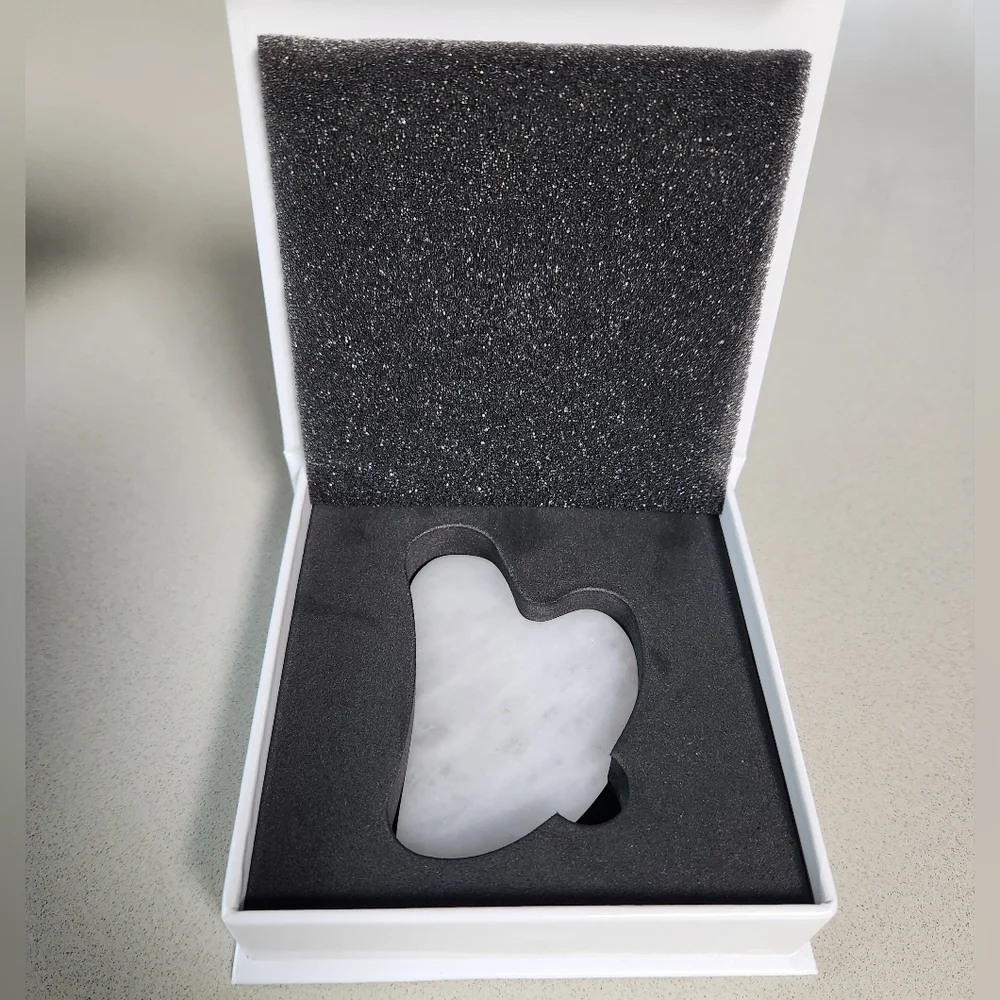 Artistry Natural Quartzite Gua Sha ~White **NEW - Picture 2 of 5